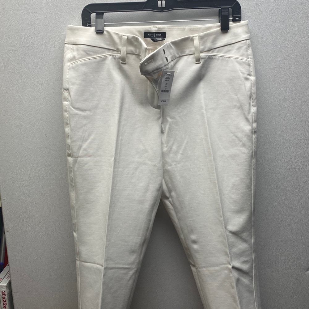 Womens white crop cotton/spandex slacks